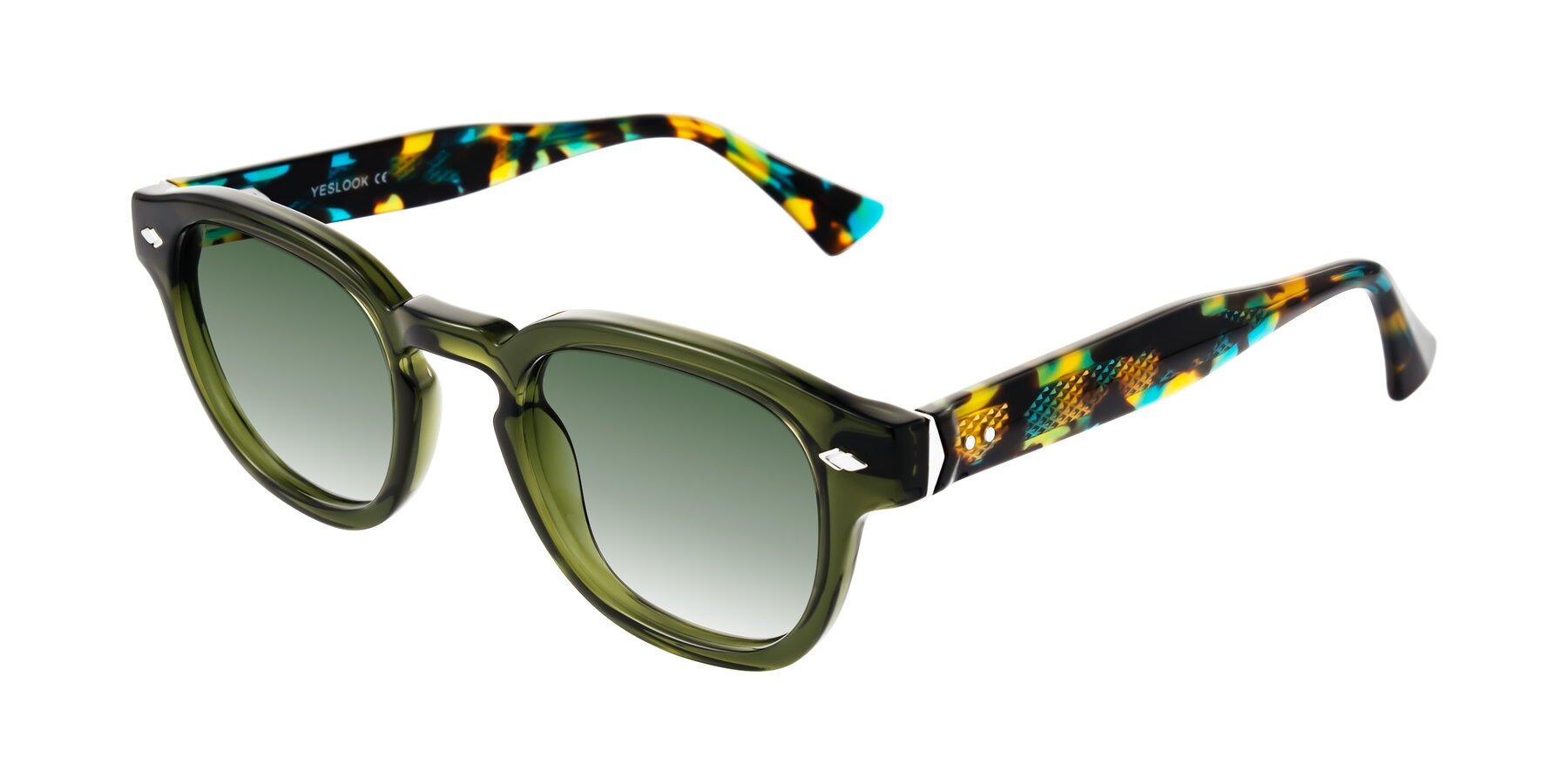 Angle of Sunny in Green with Green Gradient Lenses