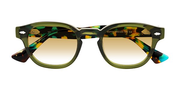 Front of Sunny in Green