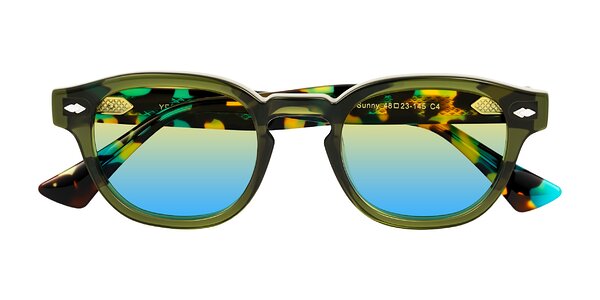 Front of Sunny in Green