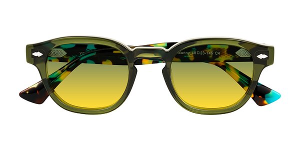 Front of Sunny in Green