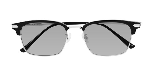 Front of Adsule in Black/Silver