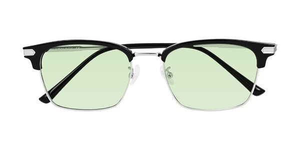 Front of Adsule in Black/Silver