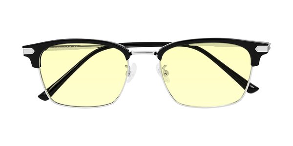 Front of Adsule in Black/Silver