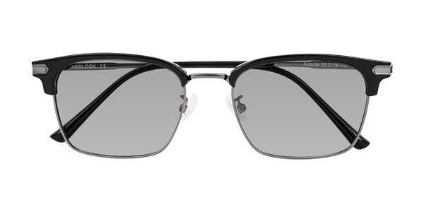 Front of Adsule in Black/Gunmetal
