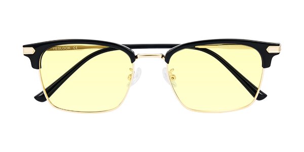 Front of Adsule in Black/Gold