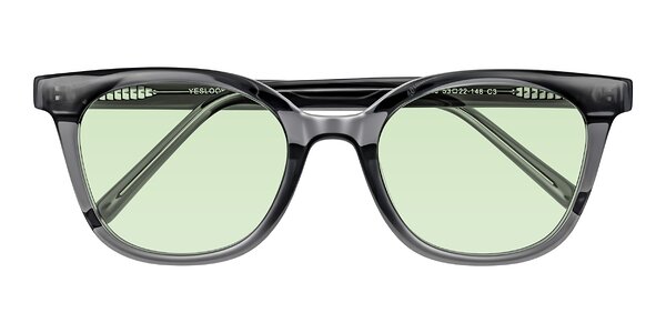 Front of Jeromme in Translucent Gray
