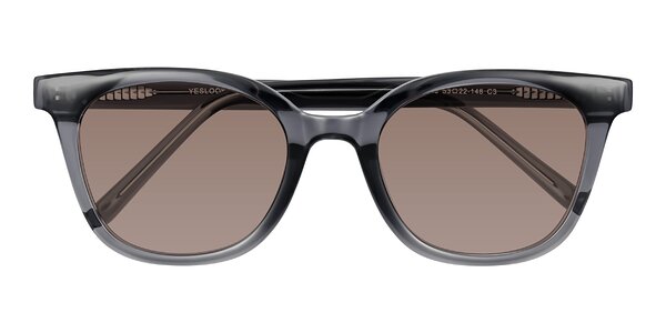 Front of Jeromme in Translucent Gray