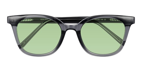 Front of Jeromme in Translucent Gray