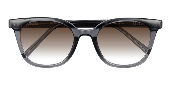 Front of Jeromme in Translucent Gray
