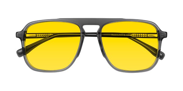 Front of Recalote in Transparent Gray