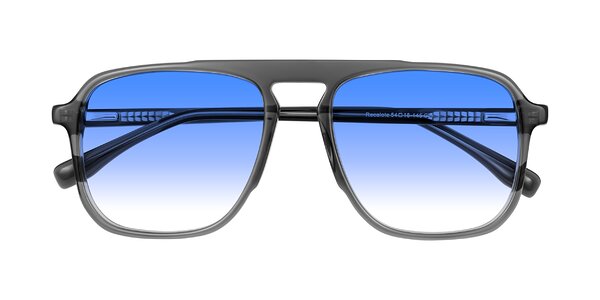 Front of Recalote in Transparent Gray