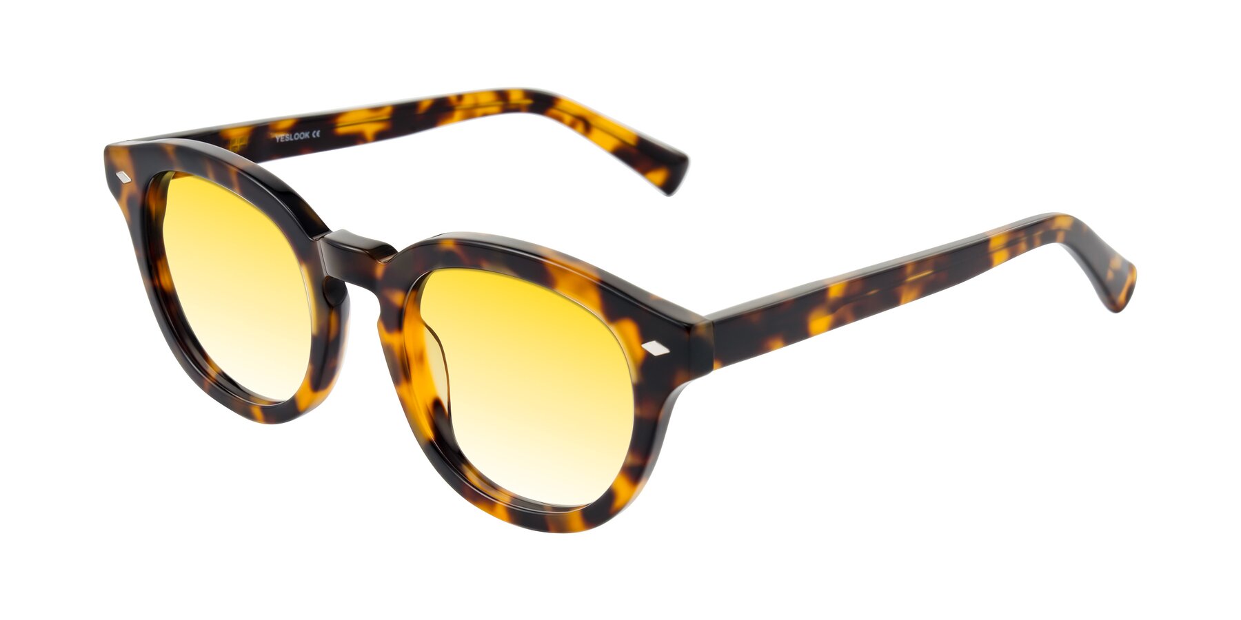 Angle of Nehrode in Tortoise with Yellow Gradient Lenses