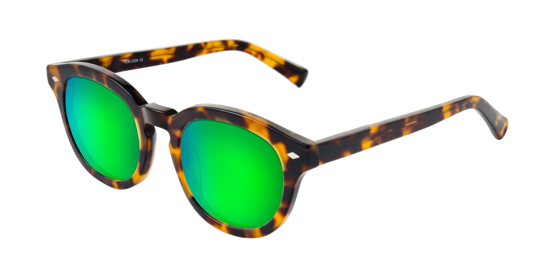 Angle of Nehrode in Tortoise with Green Mirrored Lenses