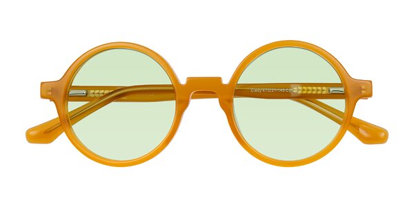 Front of Clady in Caramel