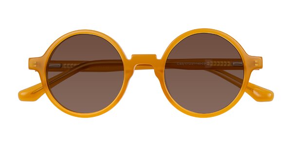 Front of Clady in Caramel