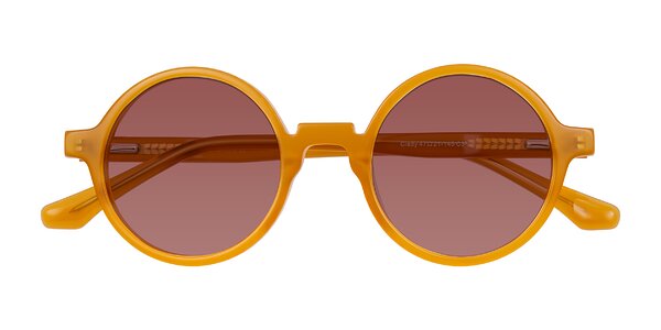 Front of Clady in Caramel