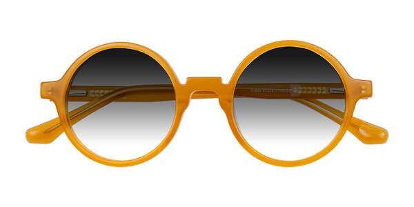 Front of Clady in Caramel