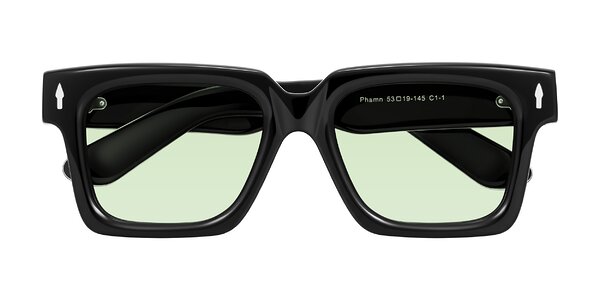 Front of Phamn in Black