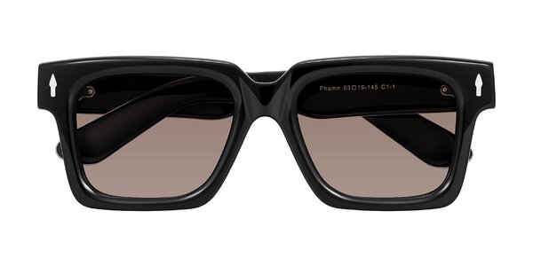 Front of Phamn in Black