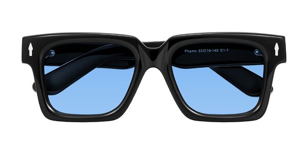 Front of Phamn in Black