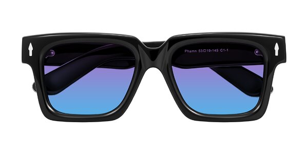 Front of Phamn in Black