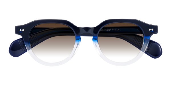 Front of Rohamn in Navy Blue/Clear