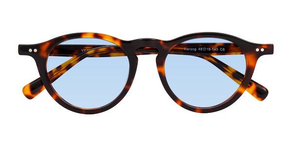 Front of Herzog in Tortoise