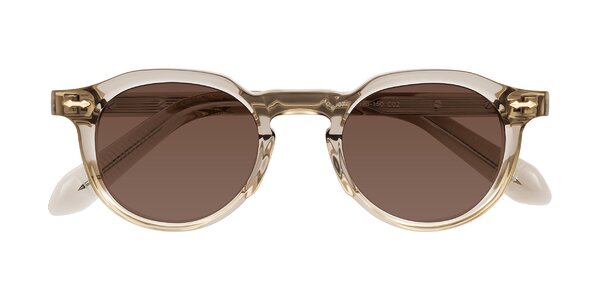 Front of Lachard in Transparent Brown