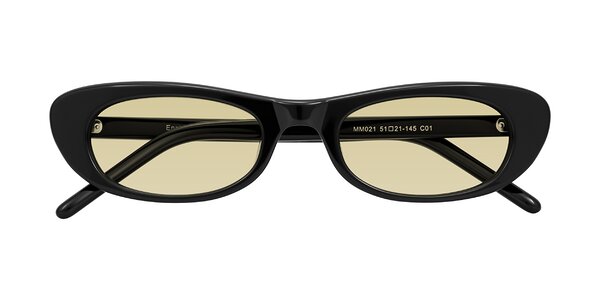 Front of Enzio in Black