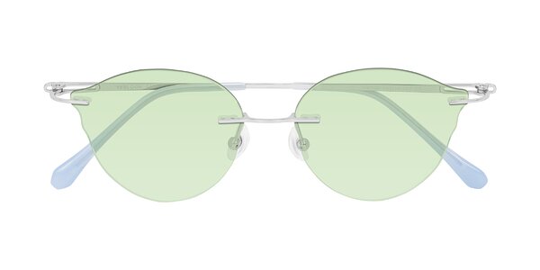 Front of Barlow in Silver/Blue/Green