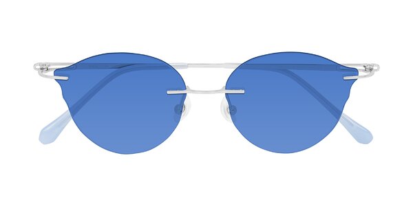 Front of Barlow in Silver/Blue/Green