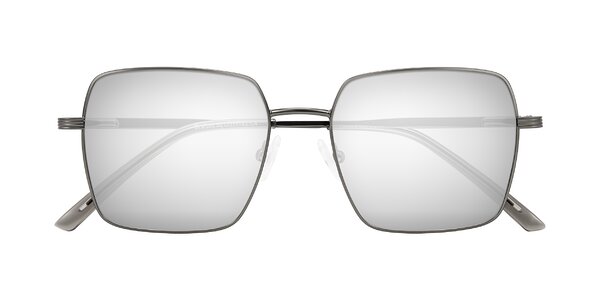 Front of Grafton in Gunmetal