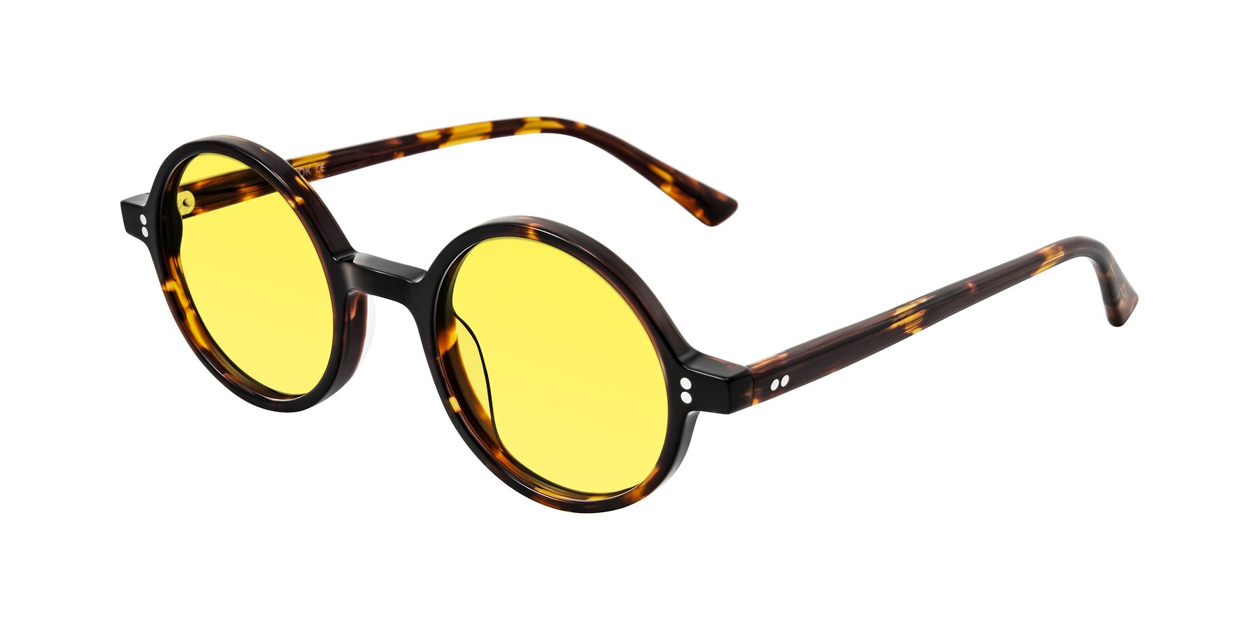 Angle of Montauk in Tortoise with Medium Yellow Tinted Lenses