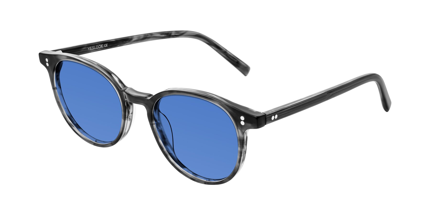 Angle of Haharou in Smoke with Blue Tinted Lenses