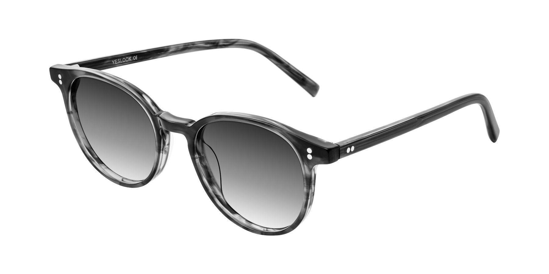 Angle of Haharou in Smoke with Gray Gradient Lenses