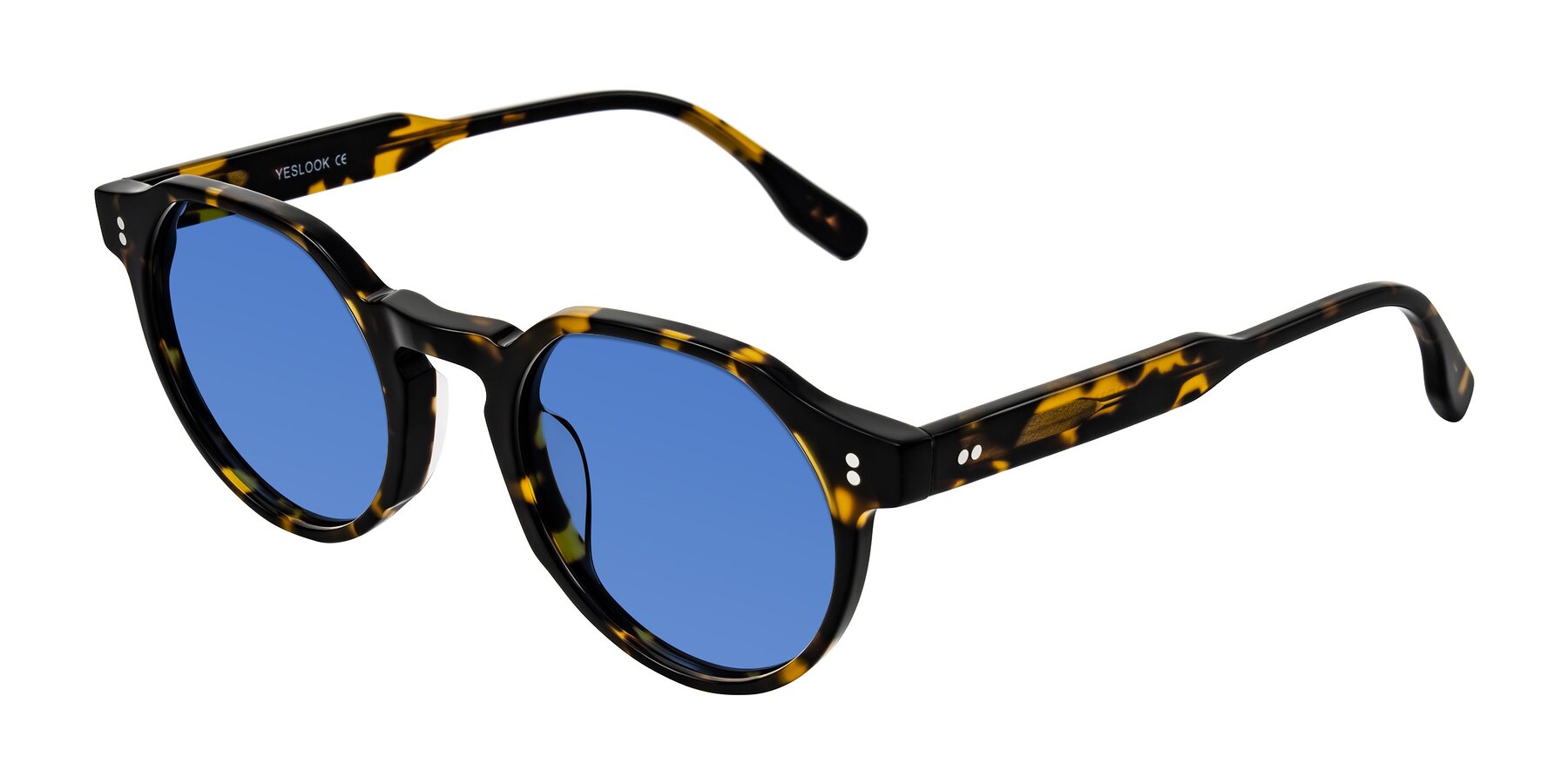 Angle of Vaswat in Tortoise with Blue Tinted Lenses