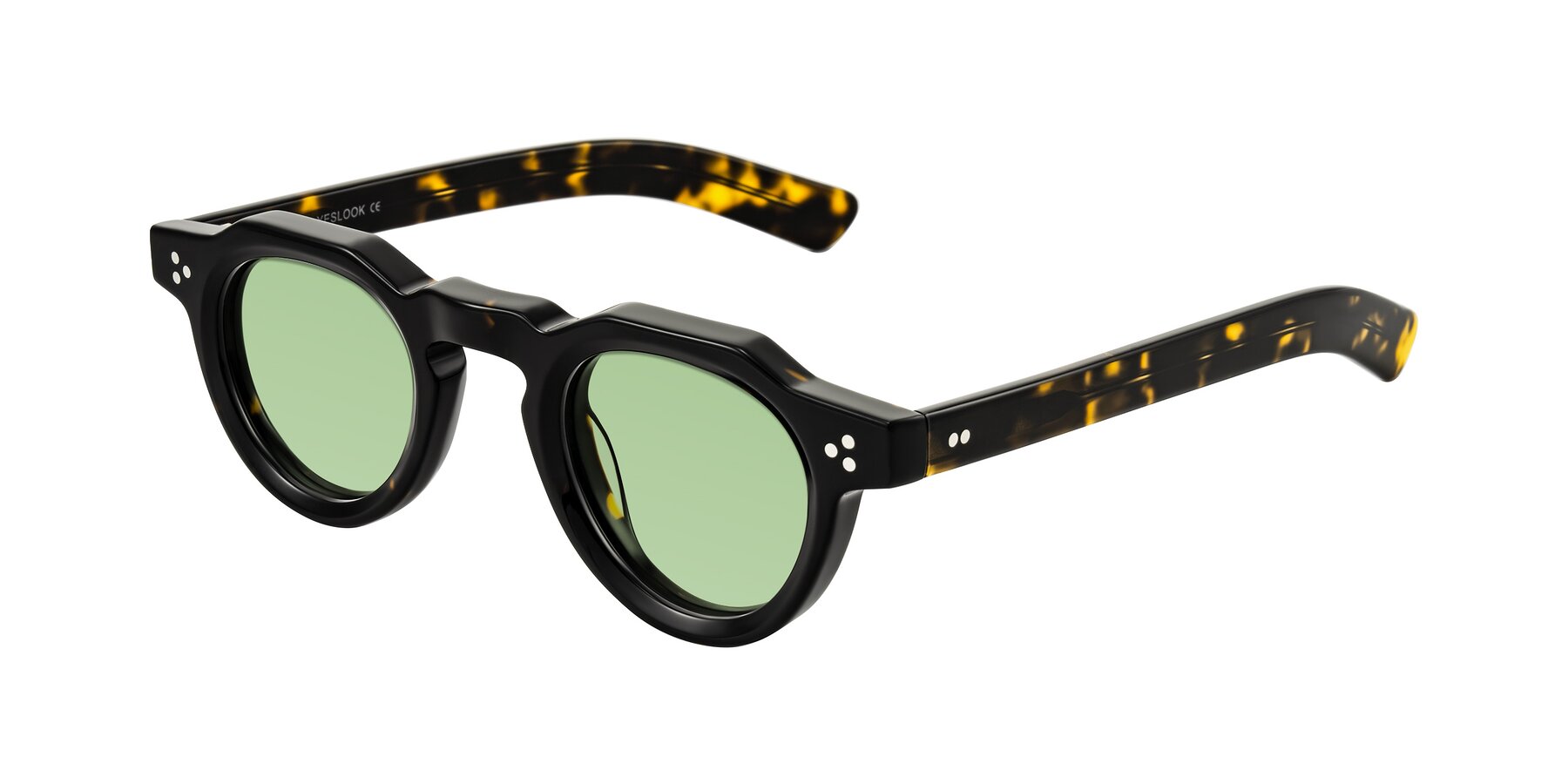 Angle of Awint in Dark Tortoise with Medium Green Tinted Lenses