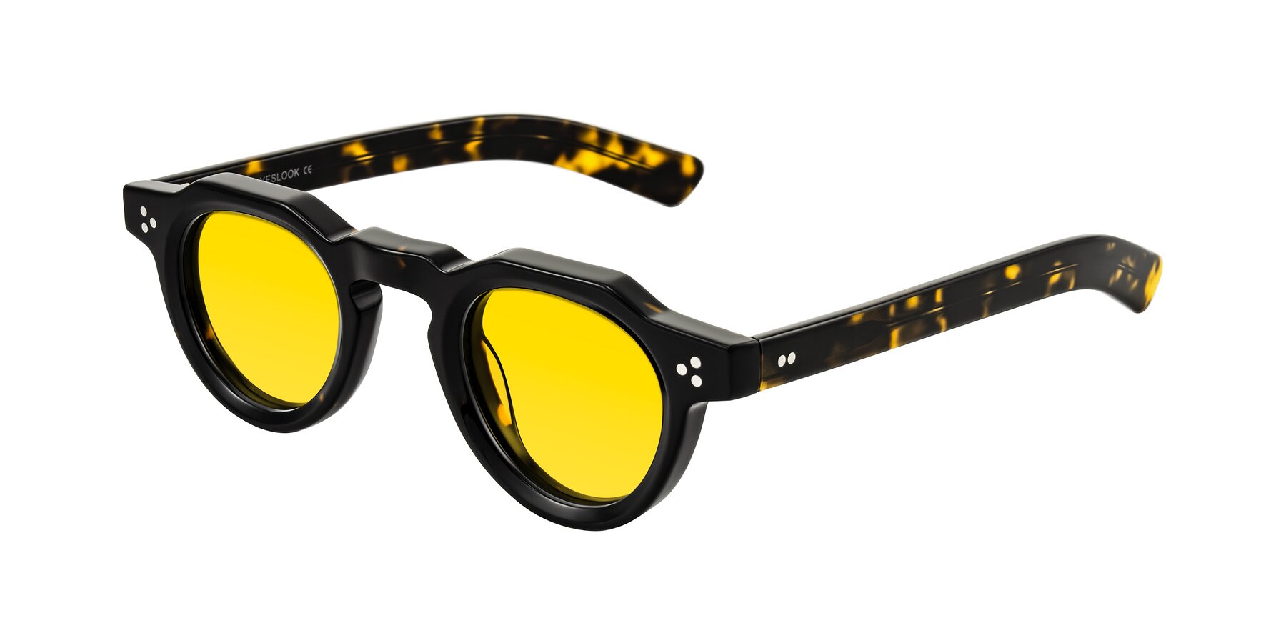 Angle of Awint in Dark Tortoise with Yellow Tinted Lenses