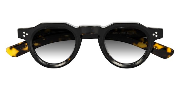Front of Awint in Dark Tortoise