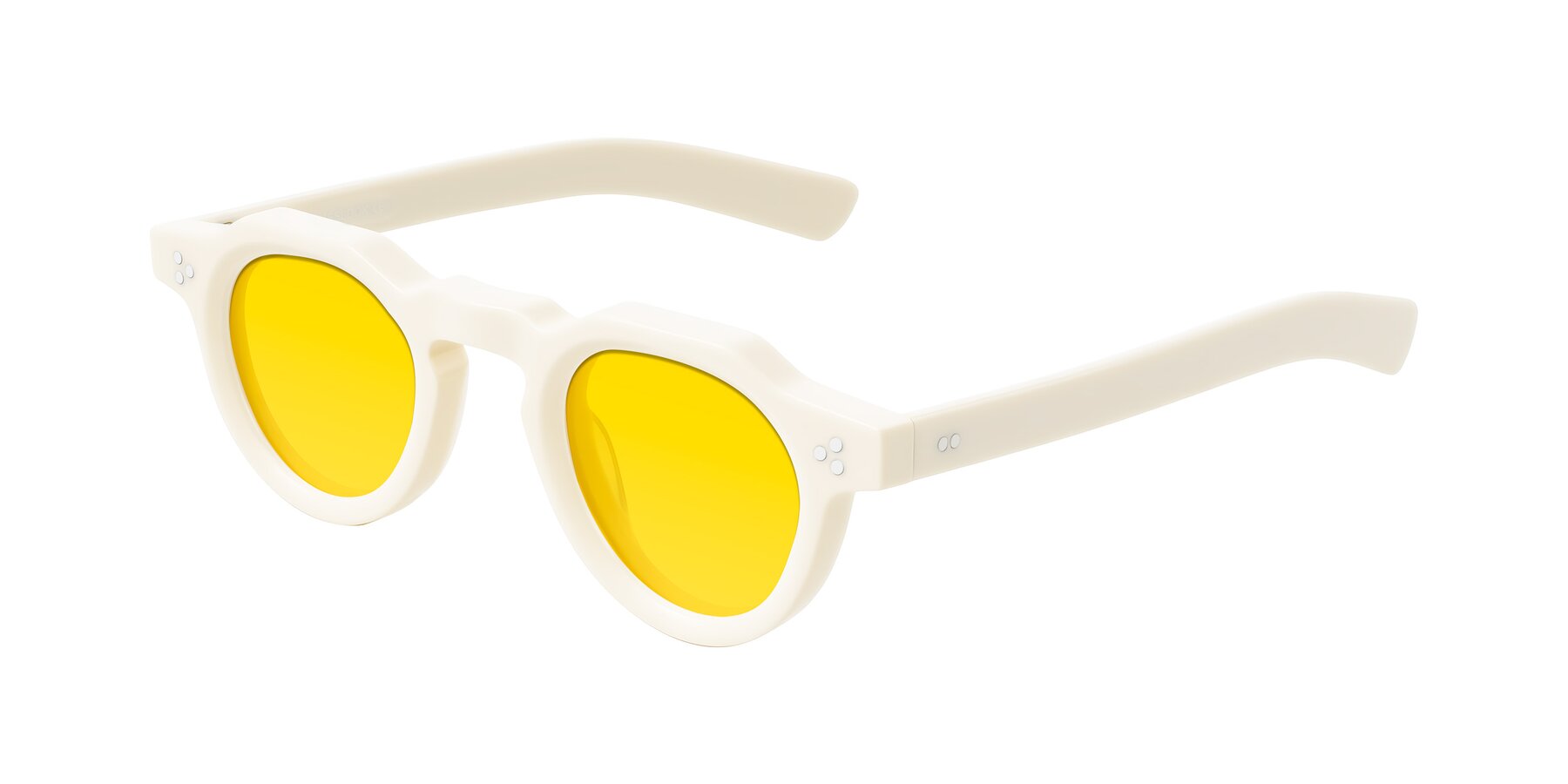 Angle of Awint in Ivory White with Yellow Tinted Lenses