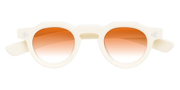 Front of Awint in Ivory White