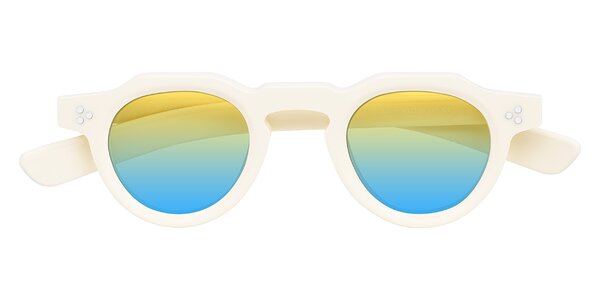 Front of Awint in Ivory White
