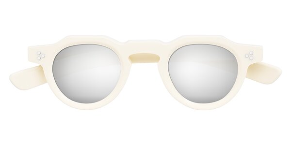 Front of Awint in Ivory White