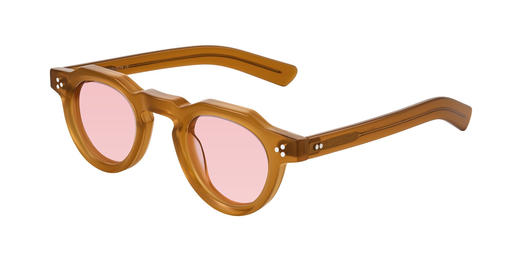 Angle of Awint in Caramel with Light Garnet Tinted Lenses