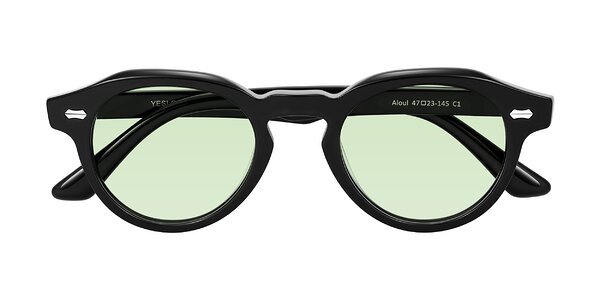 Front of Aloul in Black