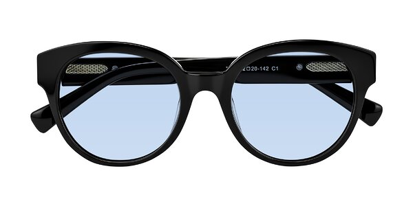 Front of Zipa in Black