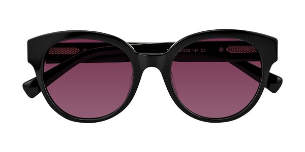 Front of Zipa in Black