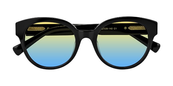 Front of Zipa in Black
