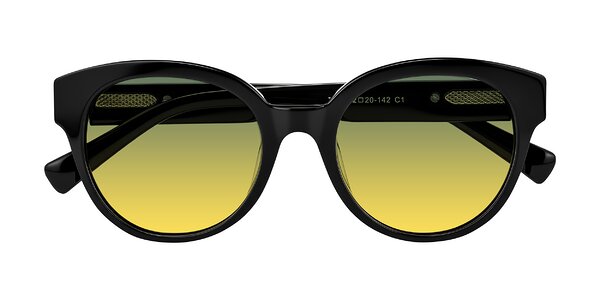 Front of Zipa in Black