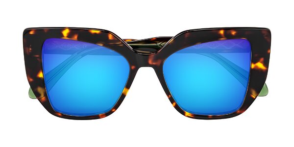 Front of Arctic in Tortoise